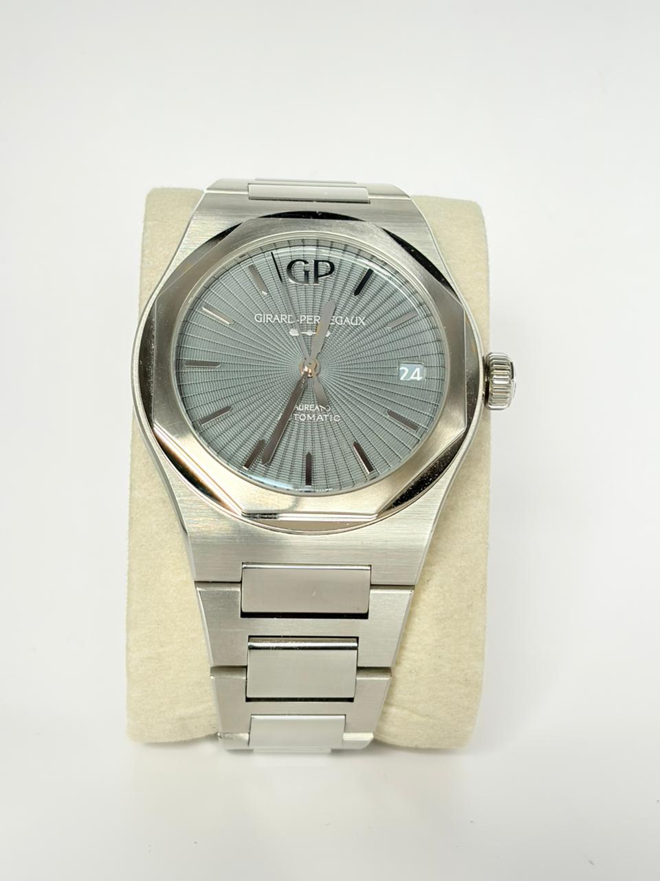 Girard-Perregaux Laureato